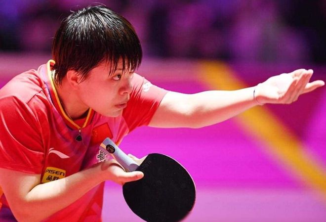 一位有颜值 一位有颜值