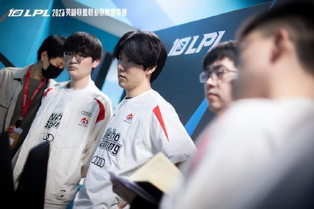 右截锋约翰 右截锋约翰